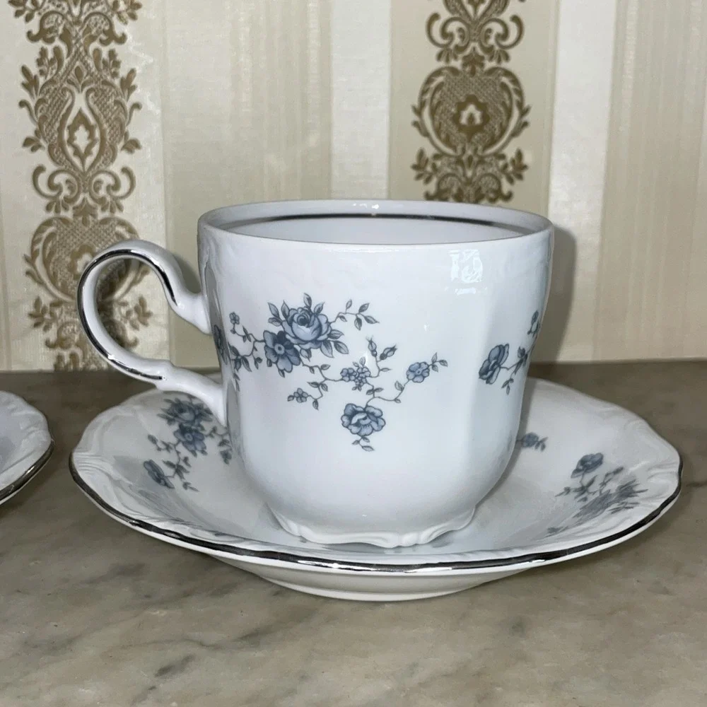 2 Johann Haviland Bavaria Germany Blue Garland Tea‎ Cup And Saucer Set Vintage